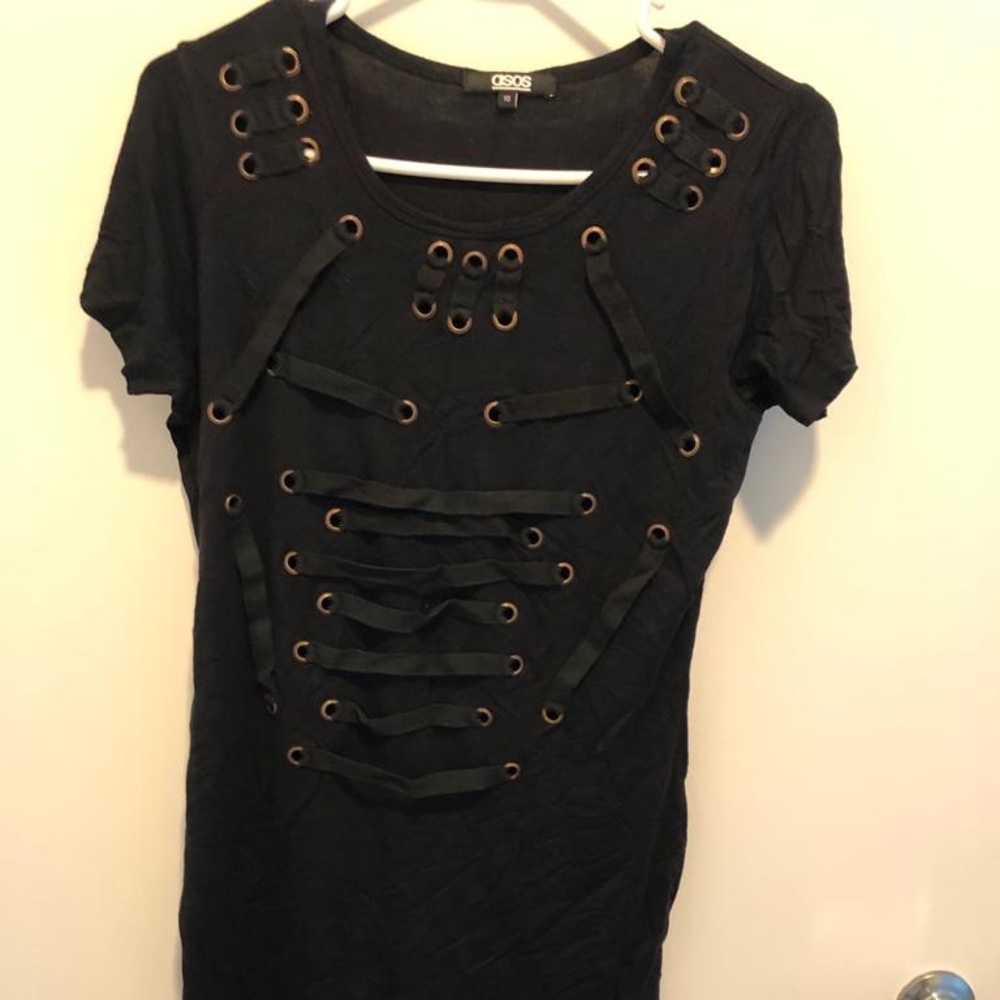 Black t shirt short dress.